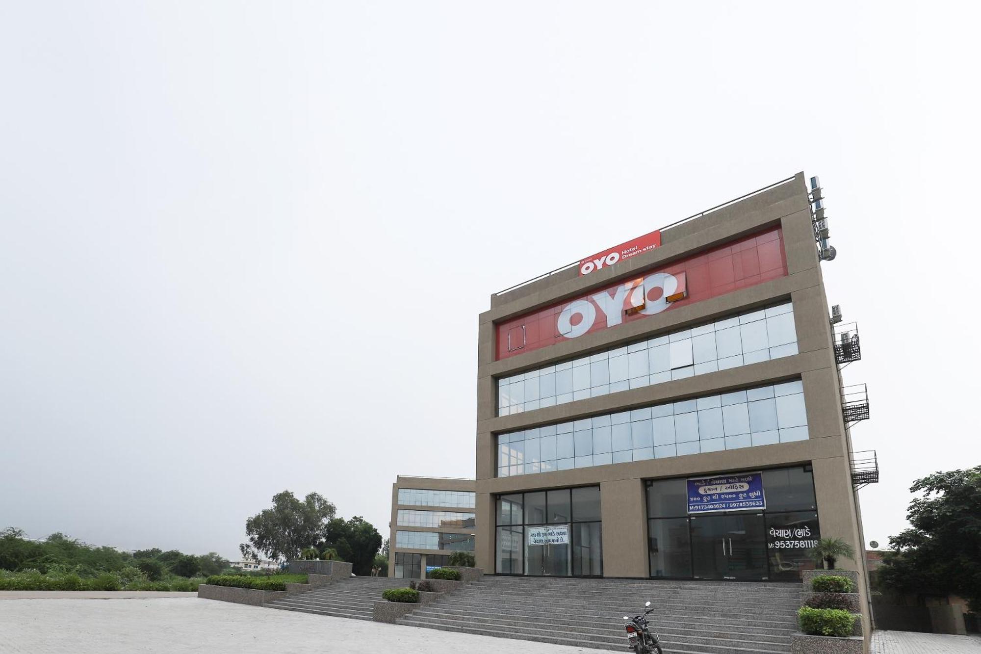 Hotel O Dream Stay Sarkhej Exterior photo