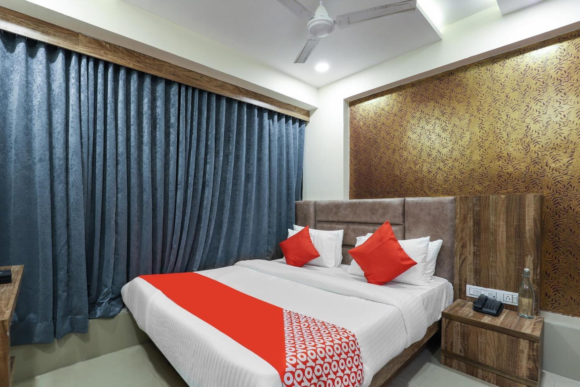 Hotel O Dream Stay Sarkhej Exterior photo